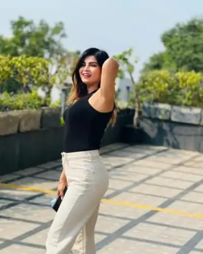 Call Girls Bambolim Cash On Delivery